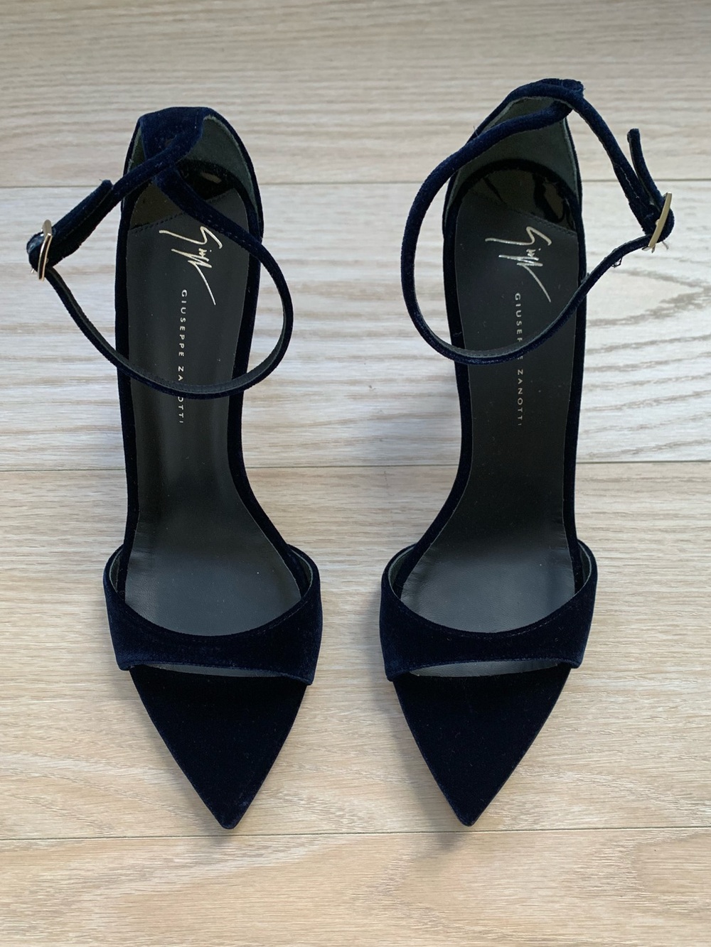 Giuseppe Zanotti Veronica Navy Blue Velvet Strappy Open Toe Heels NWT Size 41 IT - Picture 5 of 10